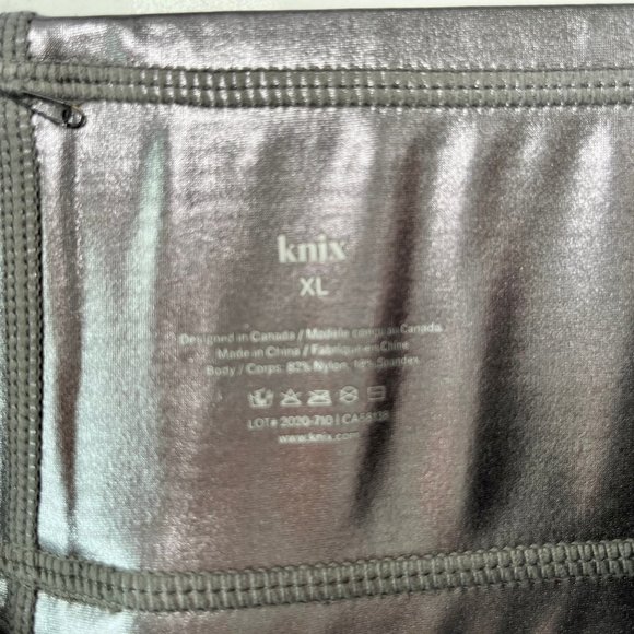 Papaya Sculpt Leggings in Titanium - Picture 2 of 4